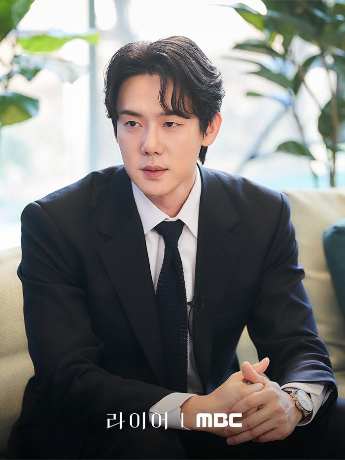 Yoo Yeon Seok ungkap alasannya membintangi The Perfect Lie, dan mengaku terkesan dengan penceritaannya. Selain itu, ia juga menjelaskan tentang karakternya sebagai dokter yang sangat dipercaya.