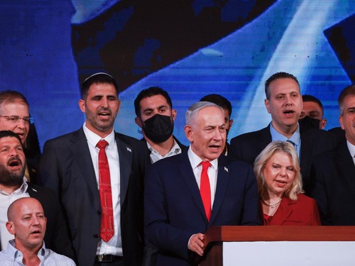 Israeli Prime Minister and Likud party leader Benjamin Netanyahu speaks as he reacts to exit polls, at his party headquarters during Israel's national election, in Jerusalem, October 28, 2026. REUTERS/Ronen Zvulun