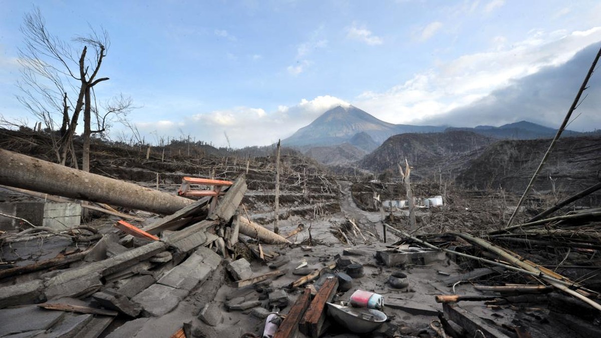 Gunung Api di Jawa Meletus, 341 Korban Jiwa-Ada Warga Tewas Saat Sujud