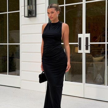 Get The Look: Pesona Elegan Sofia Richie-Grainge untuk Acara Malam