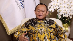 Menteri Perindustrian, Sarmuji