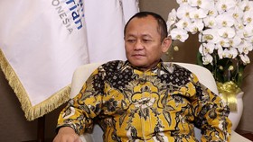 Menteri Perindustrian, Sarmuji