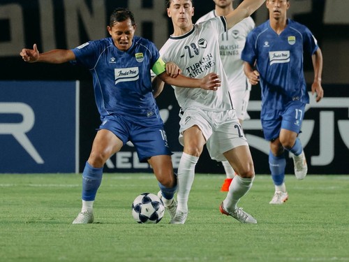 Persib Bandung menang 2-0 atas Melbourne Victory dengan dalam lanjutan AFC Champions League 2 2026/2027 di Stadio Si Jalak Harupat, Rabu (28/10).