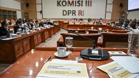 Suasana Rapat Dengar Pendapat Umum (RDPU) Komisi III DPR dengan advokat di Kompleks Parlemen, Senayan, Jakarta, Rabu (28/10/2026).