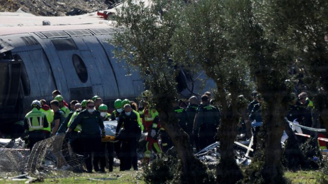 Sebanyak 30 orang tewas usai dua kereta api tabrakan di Toledo, Spanyol pada Rabu (28/10) pagi waktu setempat.