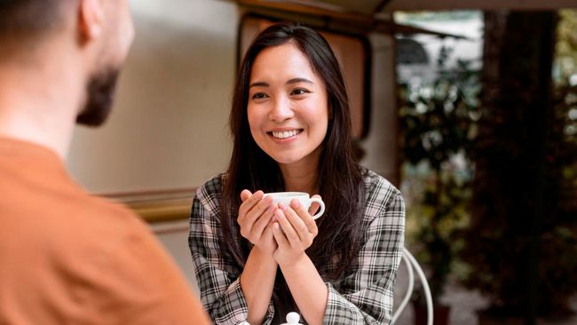 5 Cara Mengenali Orang yang Bisa Menghargai Diri Sendiri Dilihat dari Kebiasaannya