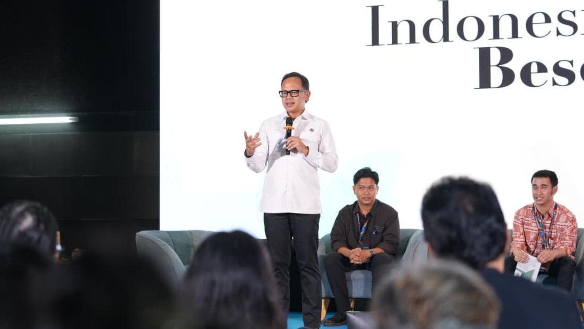 Wujudkan Indonesia Emas, Wamendagri Sampaikan Ini ke Generasi Muda
