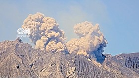 Gunung Sakurajima Kembali Erupsi, Abu Vulkanik Membubung 2.200 Meter