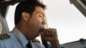 Survei Ungkap 3 dari 4 Pilot Pernah Alami Microsleep Saat Terbang