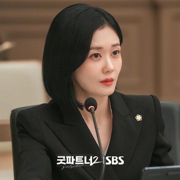 Potret Jang Na Ra yang Sukses Jadi CEO Firma Hukum di Drakor Good Partner 2