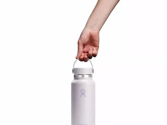 Tumbler Stainless Bau dan Bernoda? Ini 6 Cara Membersihkannya Tanpa Merusak Tutup