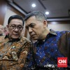 Mantan Wamen Imipas Silmy Karim didakwa pemerasan izin tinggal WNA senilai Rp168,9 miliar. Jaksa ungkap keterlibatan sejumlah pejabat dalam kasus ini.