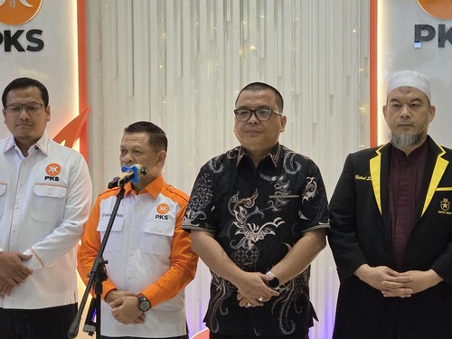 Dewan Pimpinan Tingkat Pusat (DPTP) PKS menegaskan pihaknya serius untuk menindaklanjuti putusan Mahkamah Konstitusi (MK) terkait polemik Ijazah Wakil Presiden Gibran Rakabuming.