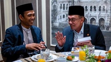 PM Anwar Terima Penceramah RI Abdul Somad di Putrajaya Malaysia