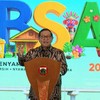 Gubernur DKI Jakarta Pramono Anung memberikan pidato dalam penganugerahan Benyamin S Award 2026 di salah satu hotel di Jakarta, Jumat (30/10).