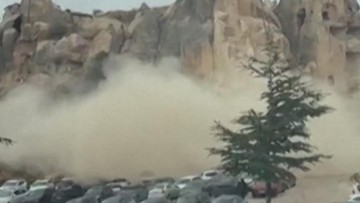 Detik-detik Wisata di Cappadocia Longsor usai Hujan Lebat