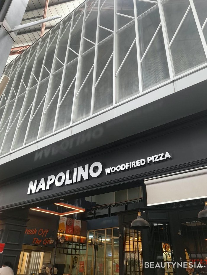 Napolino WoodFired Pizza