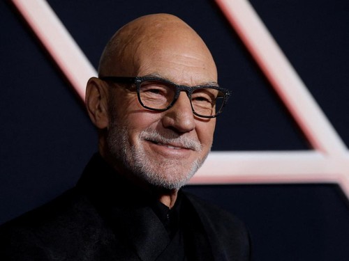 FILE PHOTO: Patrick Stewart arrives for the world premiere of the film "Charlie's Angels" in Los Angeles, California, U.S. November 11, 2019. REUTERS/Mario Anzuoni/File Photo