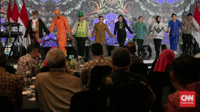 Suasana Acara penganugerahan Benyamin S Award 2026 di salah satu hotel di Jakarta, Jumat (30/10). 10 kelurahan yang menjadi finalis Benyamin S Award 2026 yakni, Kelurahan Kebon Sirih, Kelapa Gading Timur, Srengseng, Sukabumi Utara, Taman Sari, Kebon