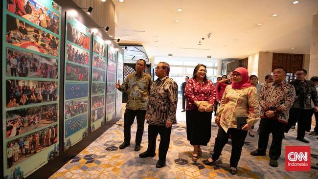 Suasana Acara penganugerahan Benyamin S Award 2026 di salah satu hotel di Jakarta, Jumat (30/10). 10 kelurahan yang menjadi finalis Benyamin S Award 2026 yakni, Kelurahan Kebon Sirih, Kelapa Gading Timur, Srengseng, Sukabumi Utara, Taman Sari, Kebon