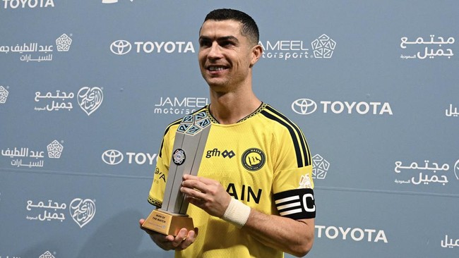 Ronaldo Hattrick, Kurang 15 Gol dari Cetak Rekor 1.000 Gol