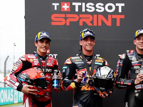 MotoGP - Malaysian Grand Prix - Sepang International Circuit, Sepang, Malaysia - October 31, 2026Red Bull KTM Factory Racing's Pedro Acosta celebrates after winning the sprint race along with second placed Ducati Lenovo Team's Marc Marquez and third