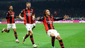 Soccer Football - Serie A - AC Milan v Inter Milan - San Siro, Milan, Italy - October 31, 2026 AC Milan's Diego Moreira celebrates scoring their third goal with Strahinja Pavlovic REUTERS/Claudia Greco