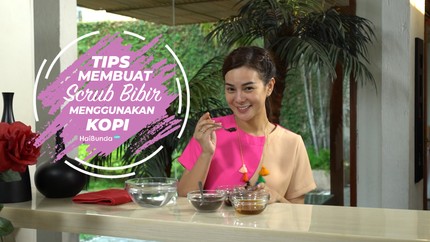 Hilangkan Bibir Kering dengan Scrub Kopi
