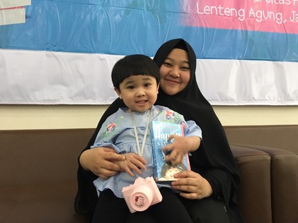 Kirana Bocah Selebgram Singgah ke Indonesia
